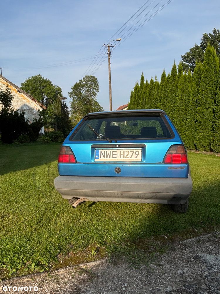 Volkswagen Golf 1.8 - 2