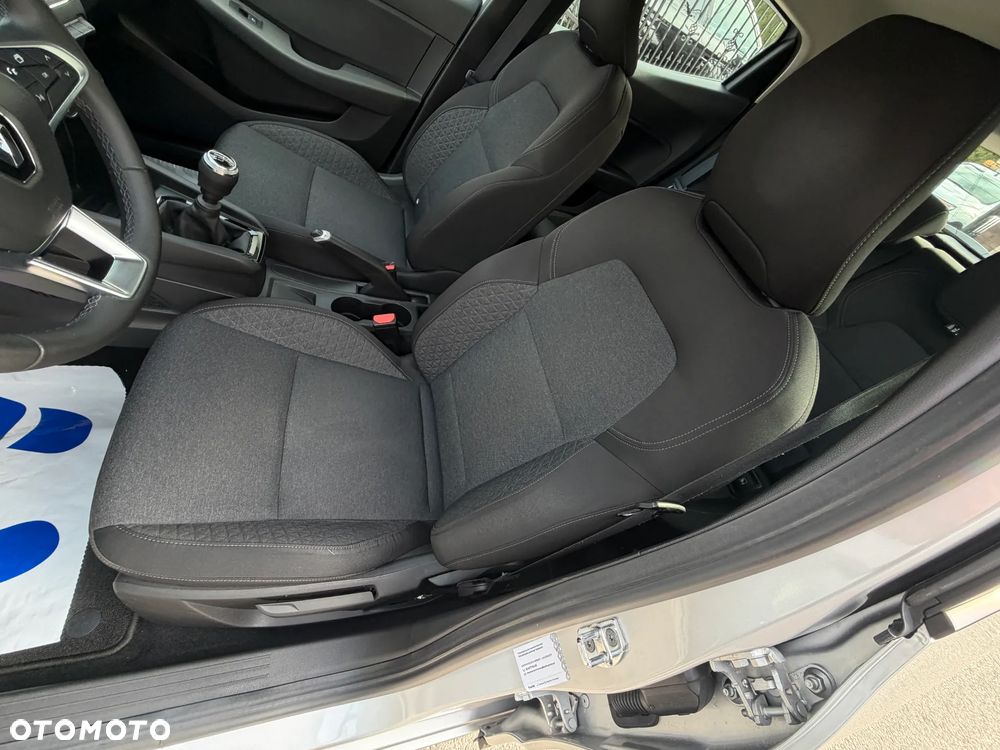 Renault Clio 1.0 TCe Equilibre - 11