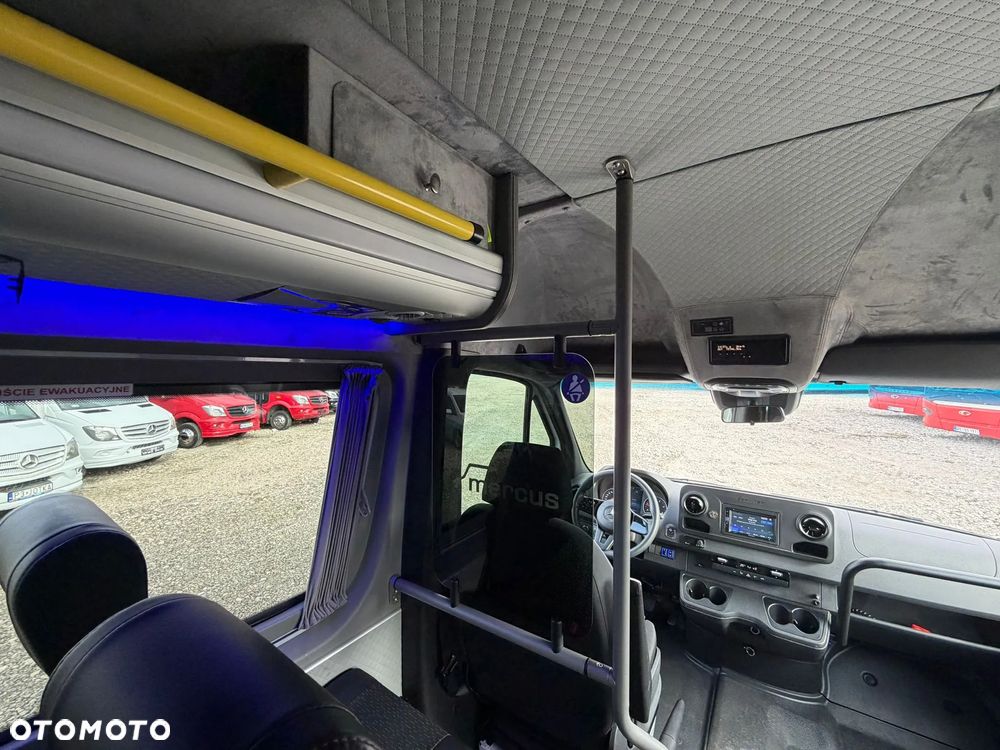 Mercedes-Benz Sprinter 517 - 35