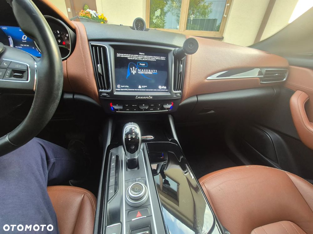 Maserati Levante - 22