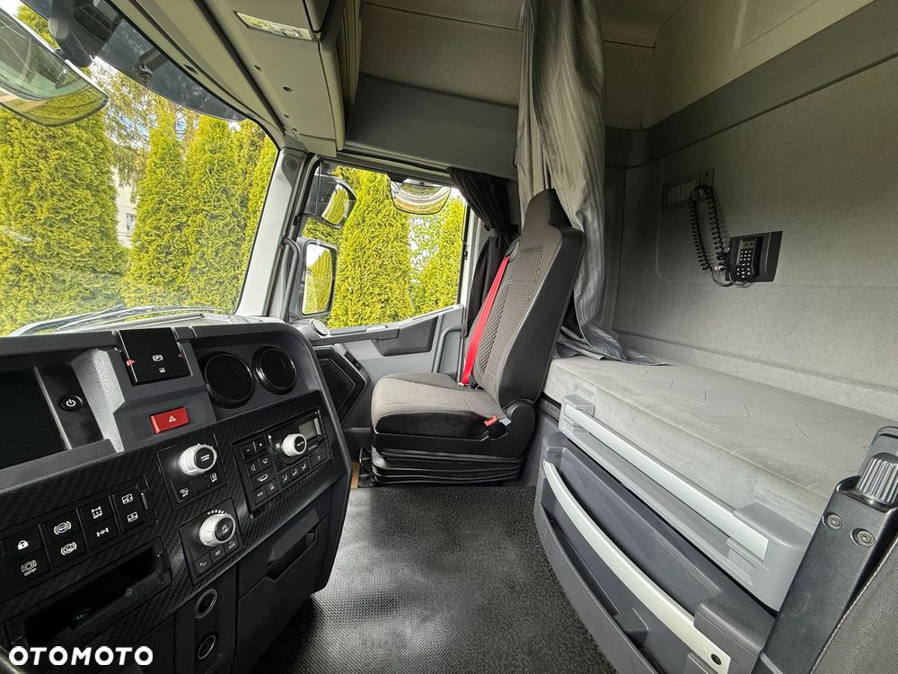 Renault T 480 RETARDER SPOILER - 12