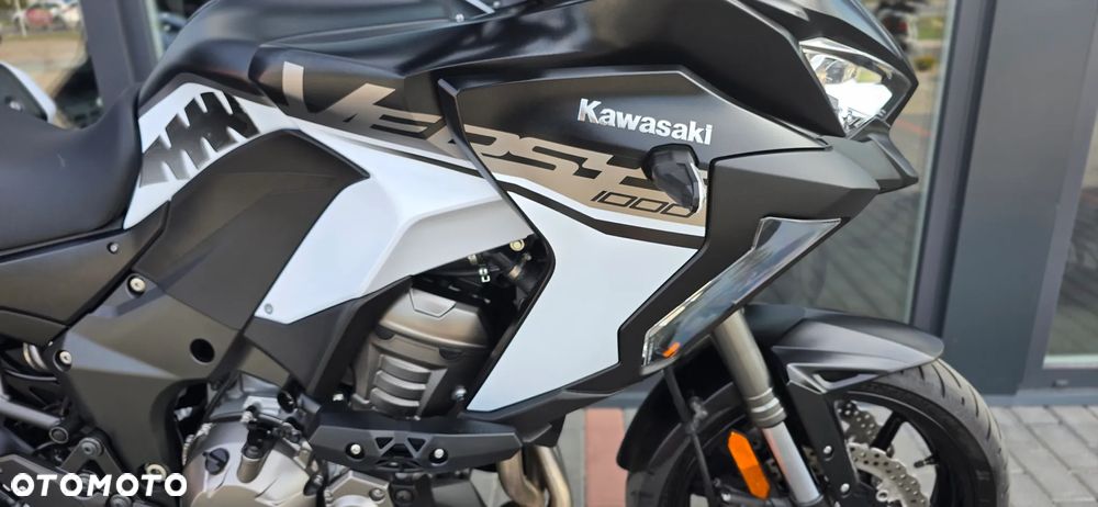 Kawasaki Versys 1000 - 10