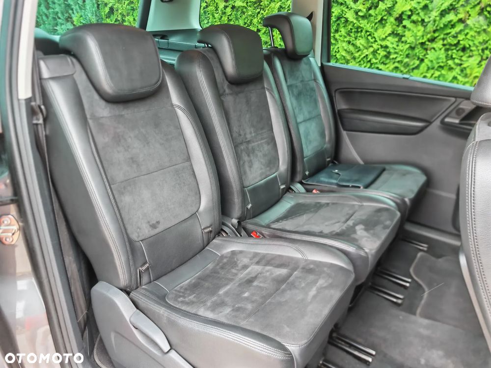 Volkswagen Sharan 2.0 TDI 4Mot Highline - 28