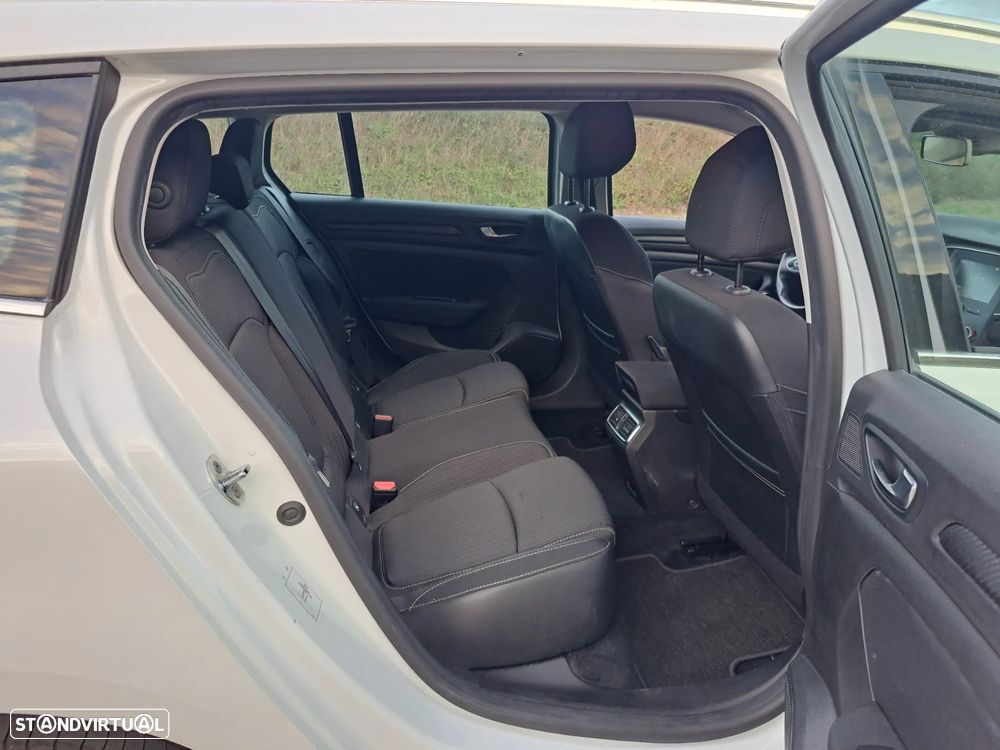 Renault Mégane Sport Tourer 1.5 Blue dCi Business - 24