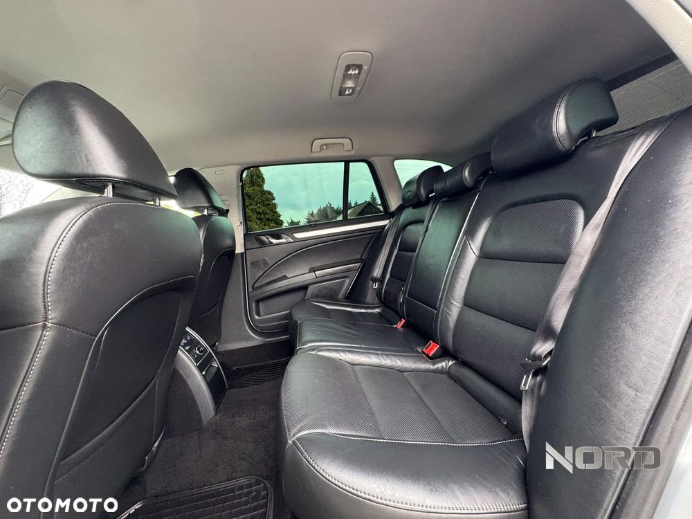 Skoda Superb 2.0 TDI Elegance - 20