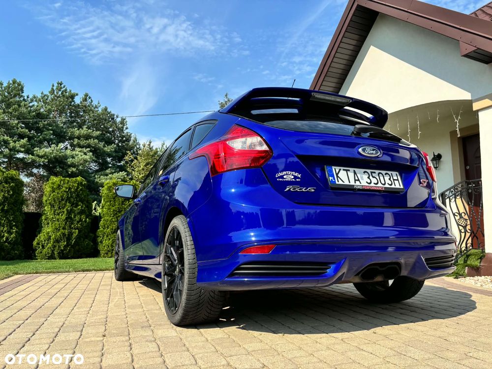 Ford Focus - 11