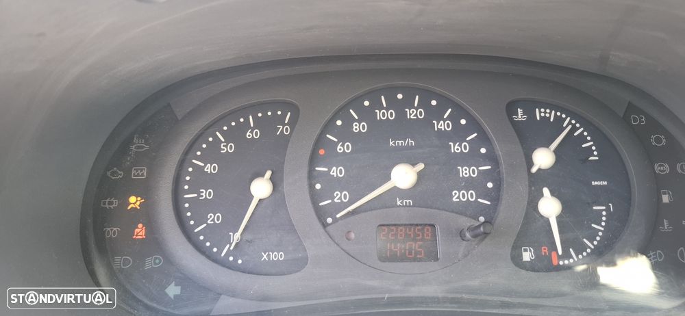 Renault Clio 1.2 RN - 13