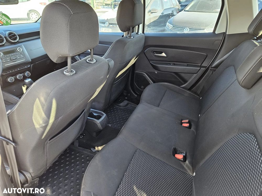 Dacia Duster 1.5 Blue dCi 4WD Essential - 6