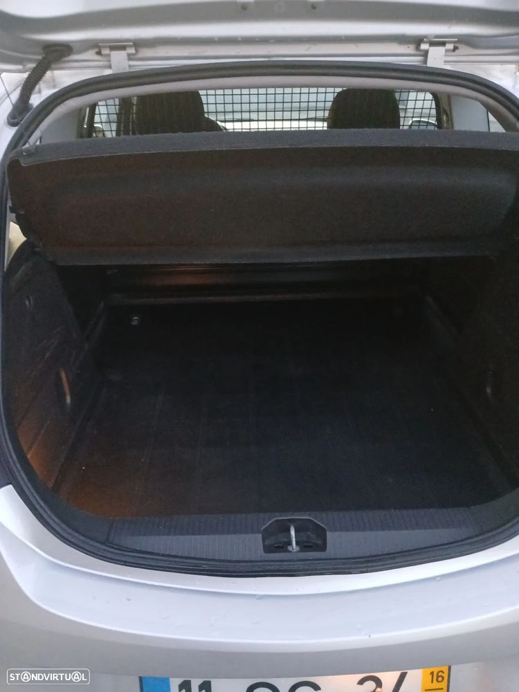 Opel Corsa 1.3 cdti comercial - 9