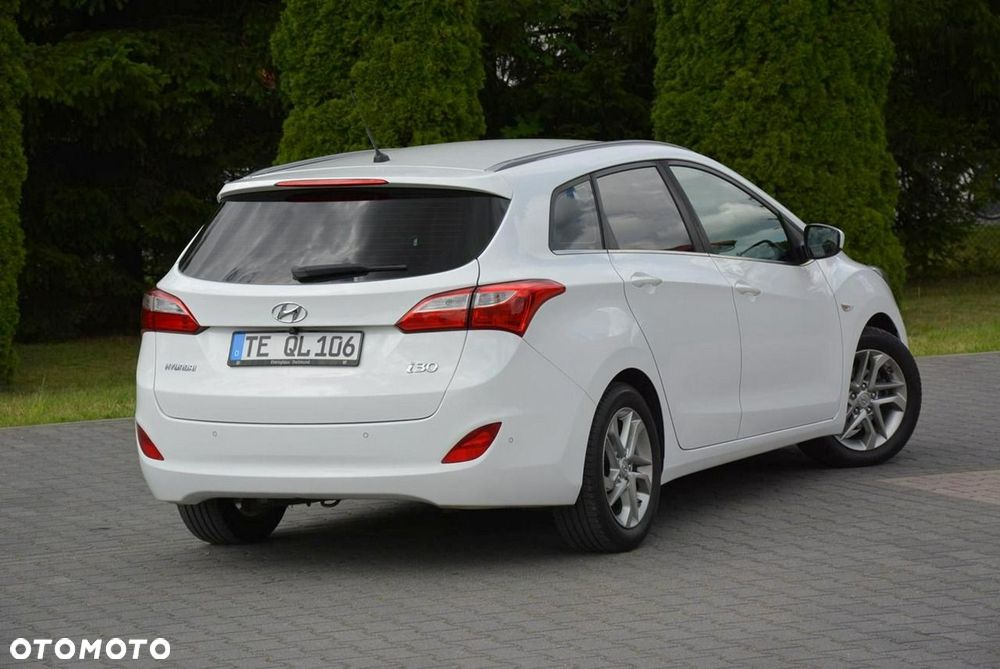 Hyundai i30 1.4 Comfort - 12