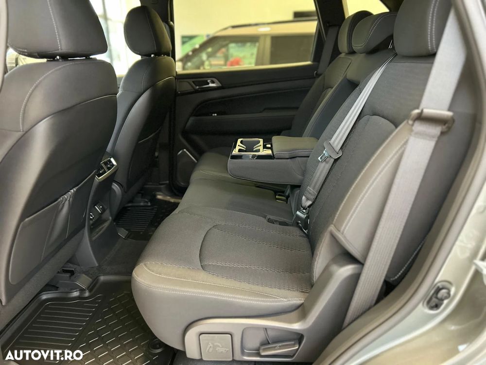 SsangYong REXTON 2.2 Diesel 4WD Aut. Core - 11