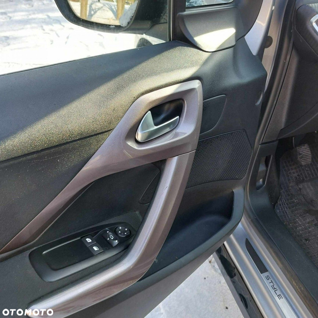 Peugeot 2008 - 11