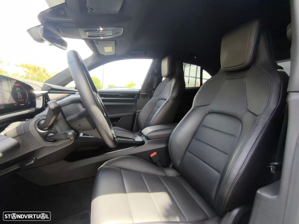 Porsche Macan Electric - 8