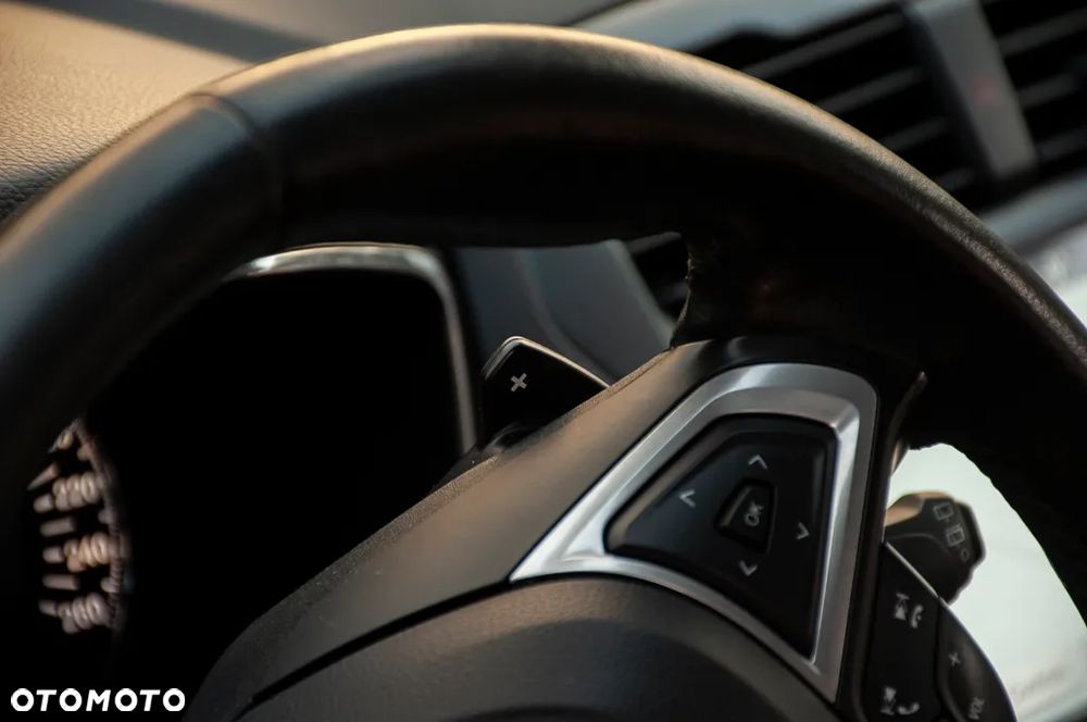 Ford Mondeo SW 1.5 EcoBoost Titanium - 26