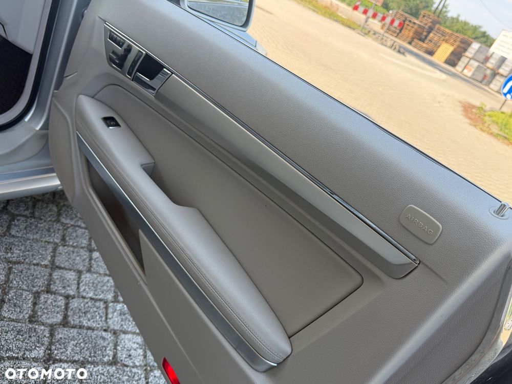 Mercedes-Benz Klasa E 500 7G-TRONIC Prime Edition - 18