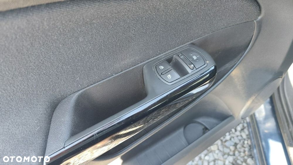 Opel Corsa - 13