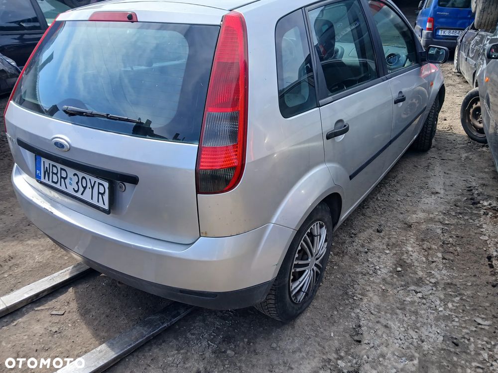 FORD Fiesta MK6 1.3L O8 08 EFI maska pokrywa silnika klapa bagażnika zderzak lampa reflektor pas przedni stop lampy halogeny przeciwmgłowe odblaski grill atrapa znaczek błotnik błotniki drzwi zbiornik wlew paliwa - 8