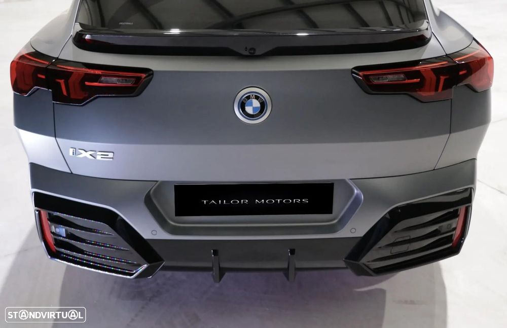 BMW iX2 eDrive20 Pack Desportivo M Pro - 8