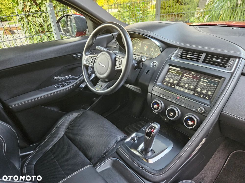 Jaguar E-Pace D240 AWD R-Dynamic SE - 15