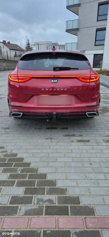 Kia ProCeed - 23
