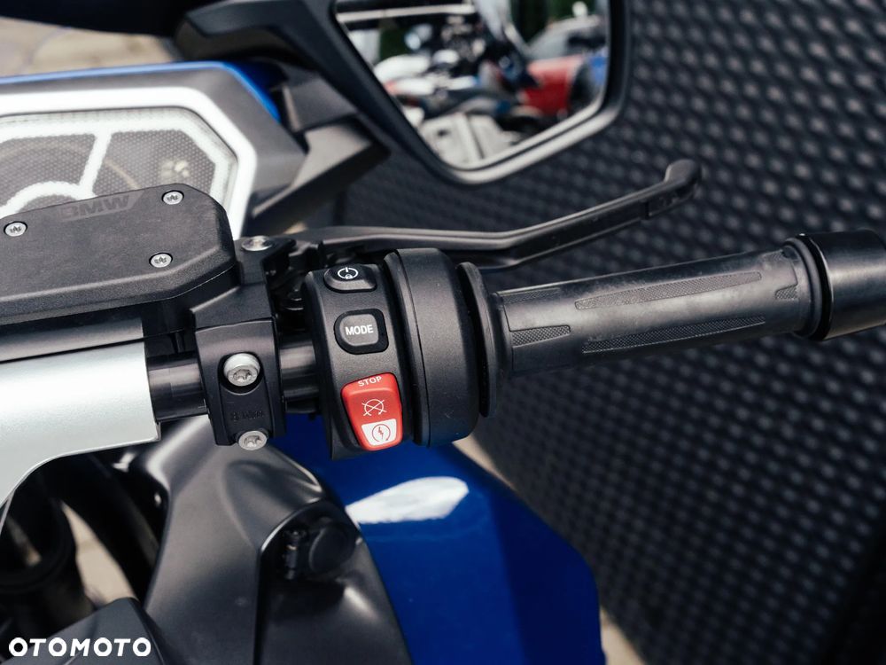 BMW R - 7