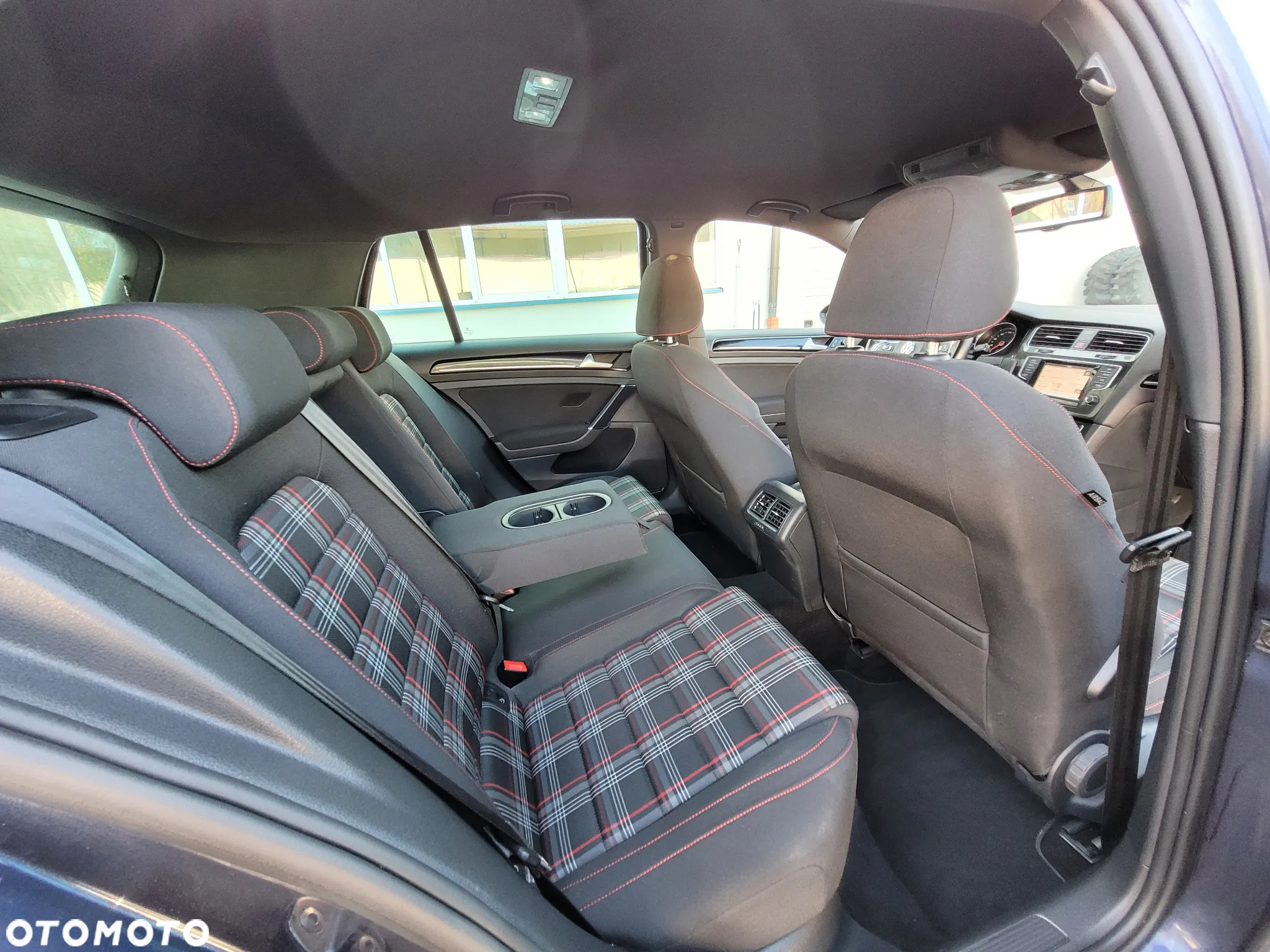 Volkswagen Golf VII 2.0 TSI BMT GTI - 8