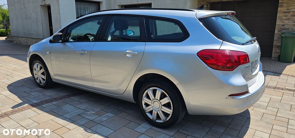 Opel Astra - 10