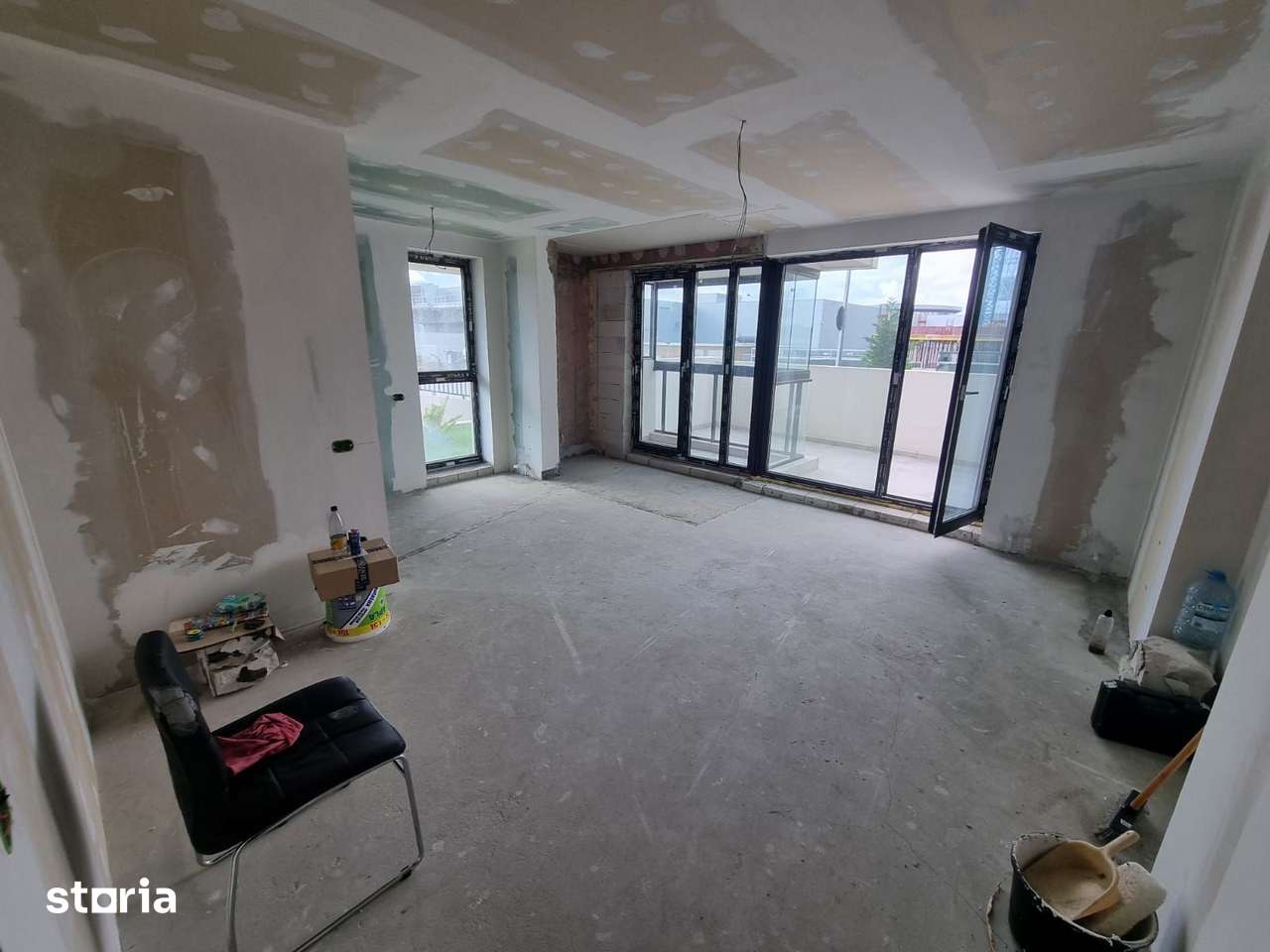 Tomis nord Euromaterna-apartament 3 camere decomandat cu terasa de 33 — fotografia 1