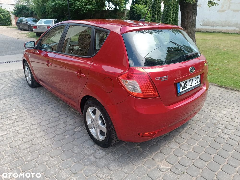 Kia Ceed 1.4 CVVT Edition 7 - 8