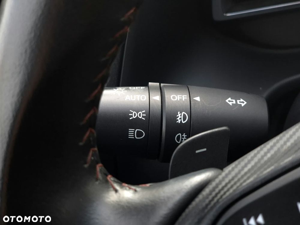 Mazda 3 SKYACTIV-D 150 Automatik Exclusive-Line - 37