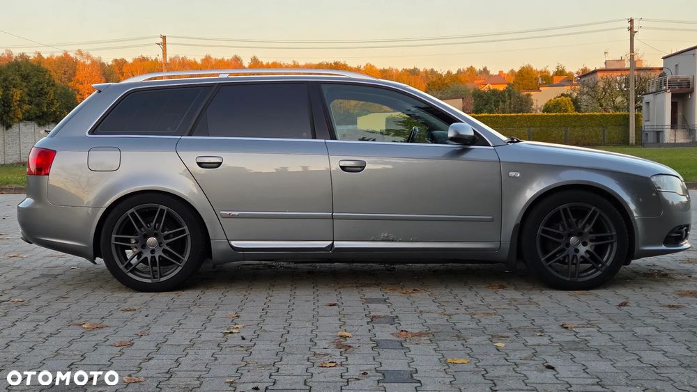 Audi A4 Avant 2.0 TDI DPF quattro - 8