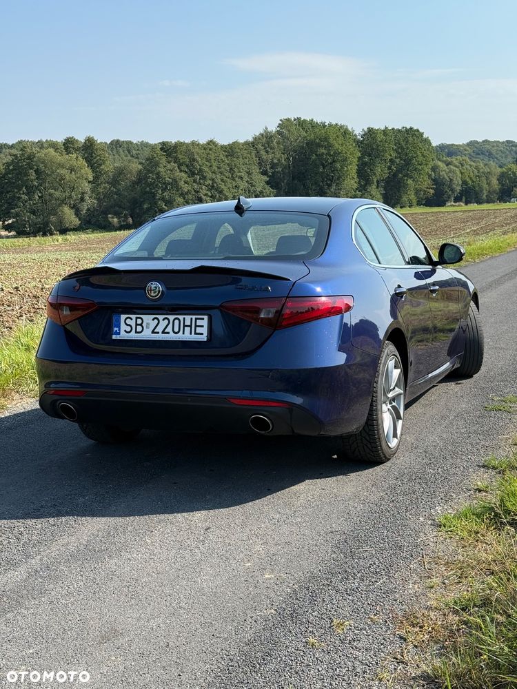 Alfa Romeo Giulia 2.0 Turbo 16V AT8-Q4 Sprint - 6