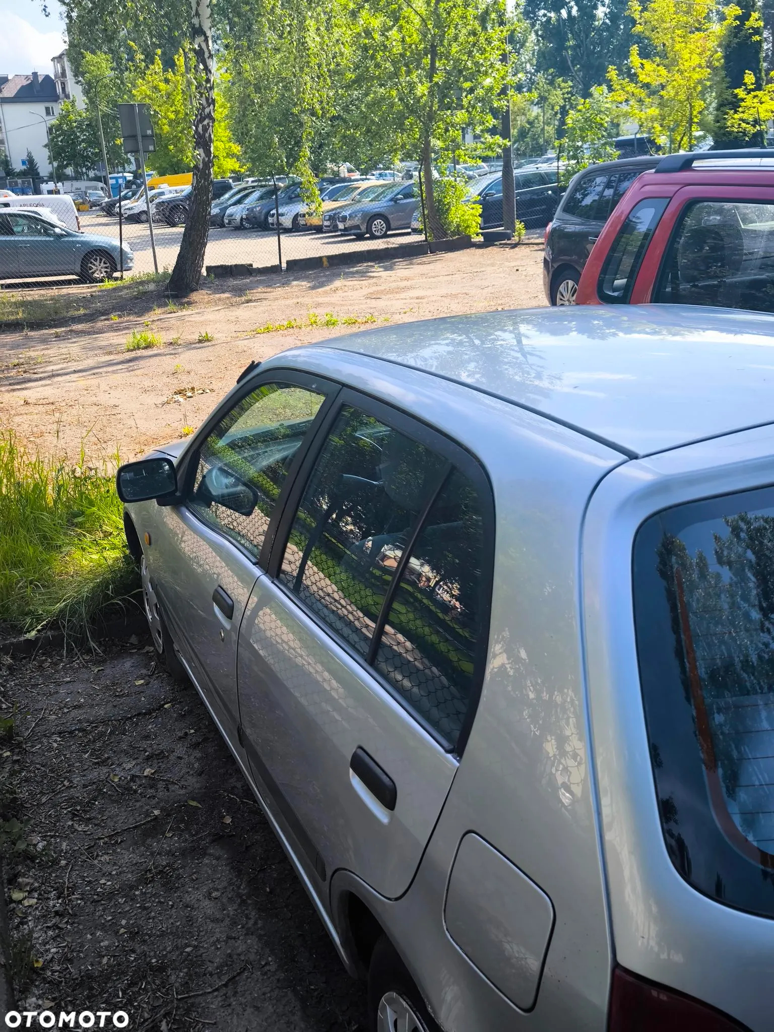 Toyota Starlet 1.4 - 4