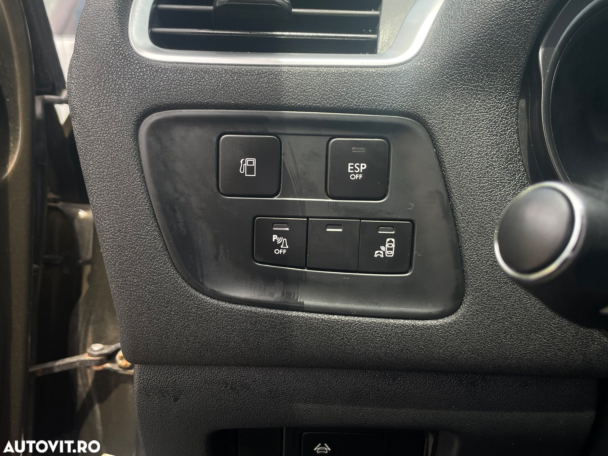 Citroën C4 1.6 THP BMP Exclusive - 23