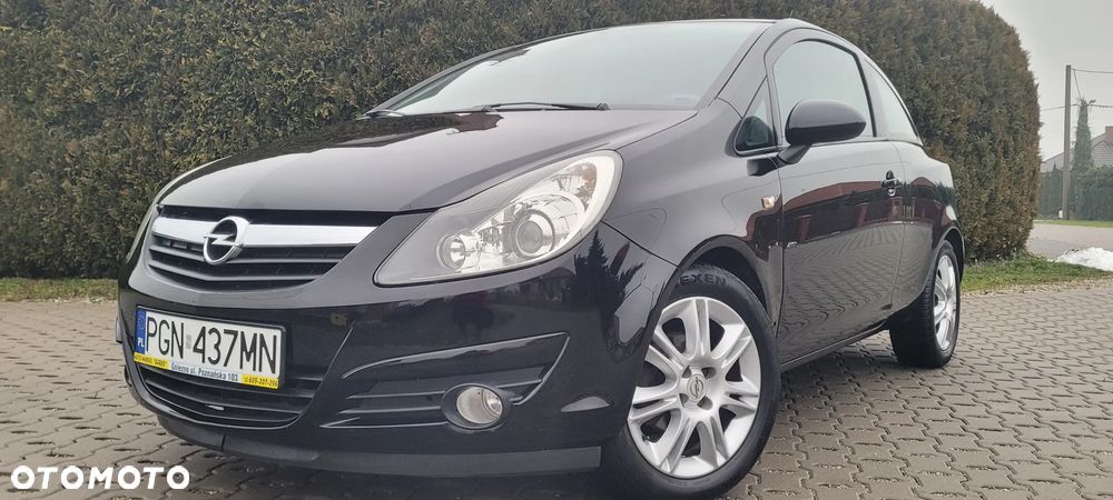 Opel Corsa 1.2 16V Limited Edition - 1