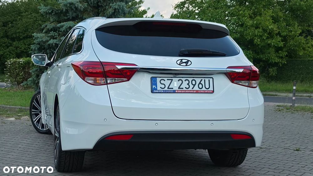 Hyundai i40 Kombi blue 1.7 CRDi DCT Premium - 10