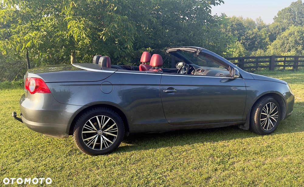 Volkswagen Eos - 1