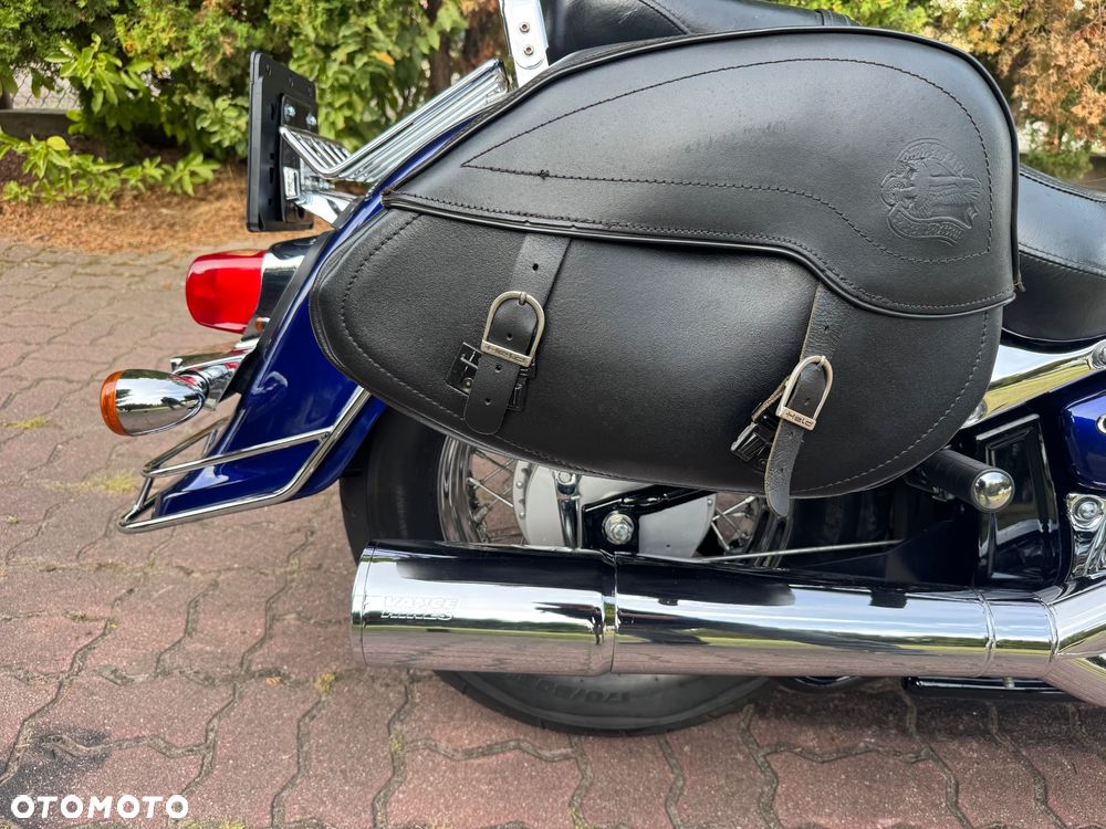 Suzuki VL 800 Volusia - Boulevard C50 - 12