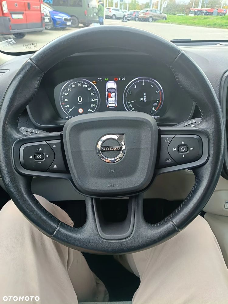 Volvo XC 40 T3 - 13