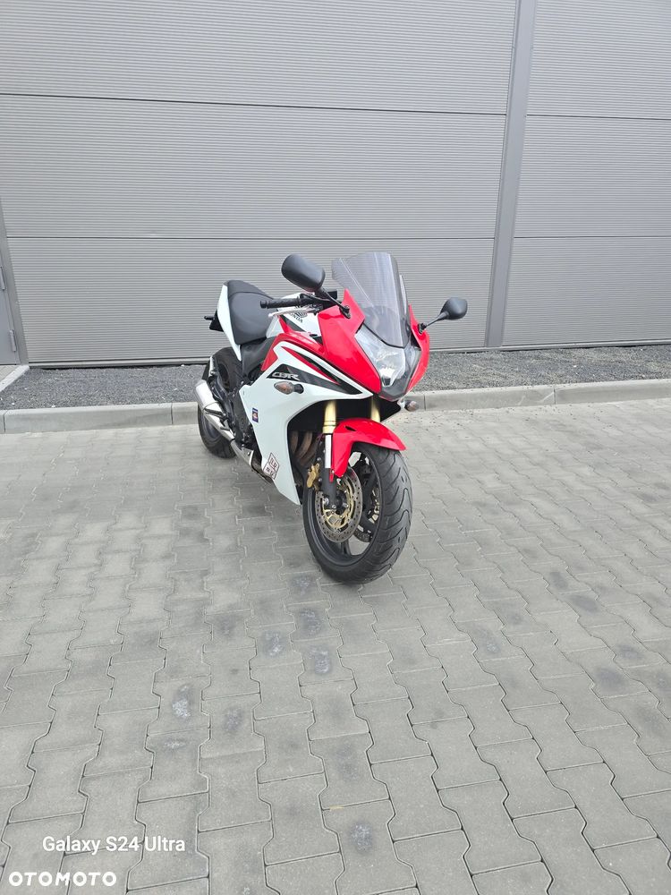 Honda CBR - 1