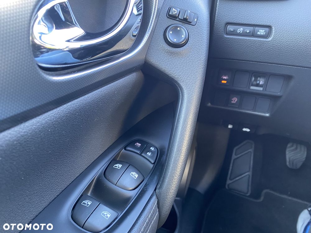 Nissan Qashqai 1.3 DIG-T N-Connecta - 12