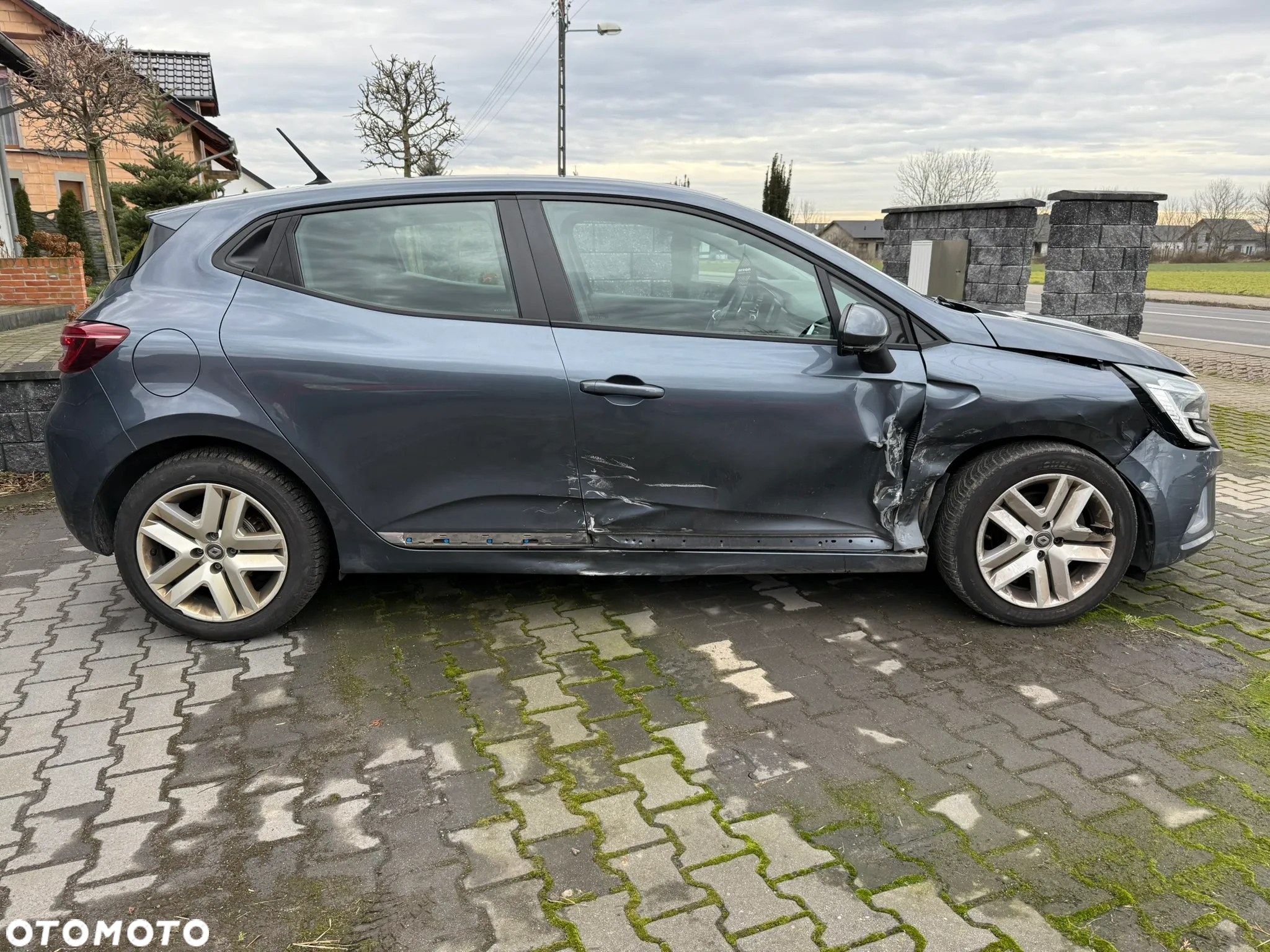 Renault Clio BLUE dCi 85 EXPERIENCE - 5