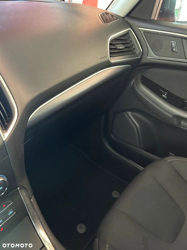 Ford S-Max 2.0 TDCi Titanium - 19