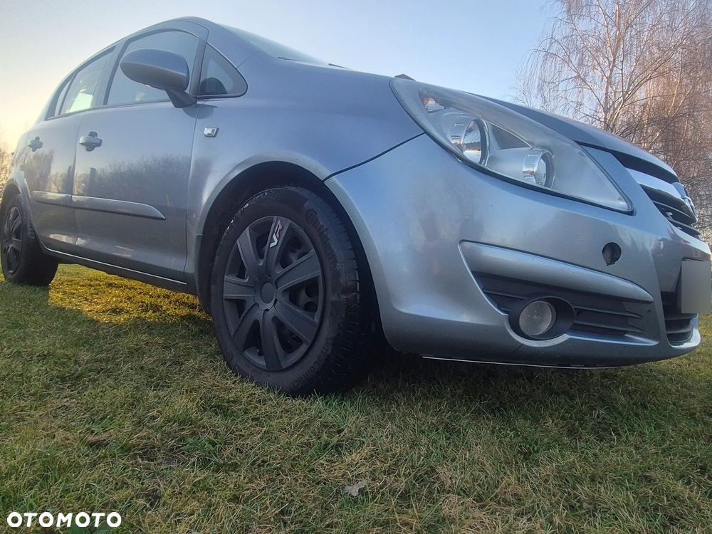 Opel Corsa 1.4 16V Enjoy - 8