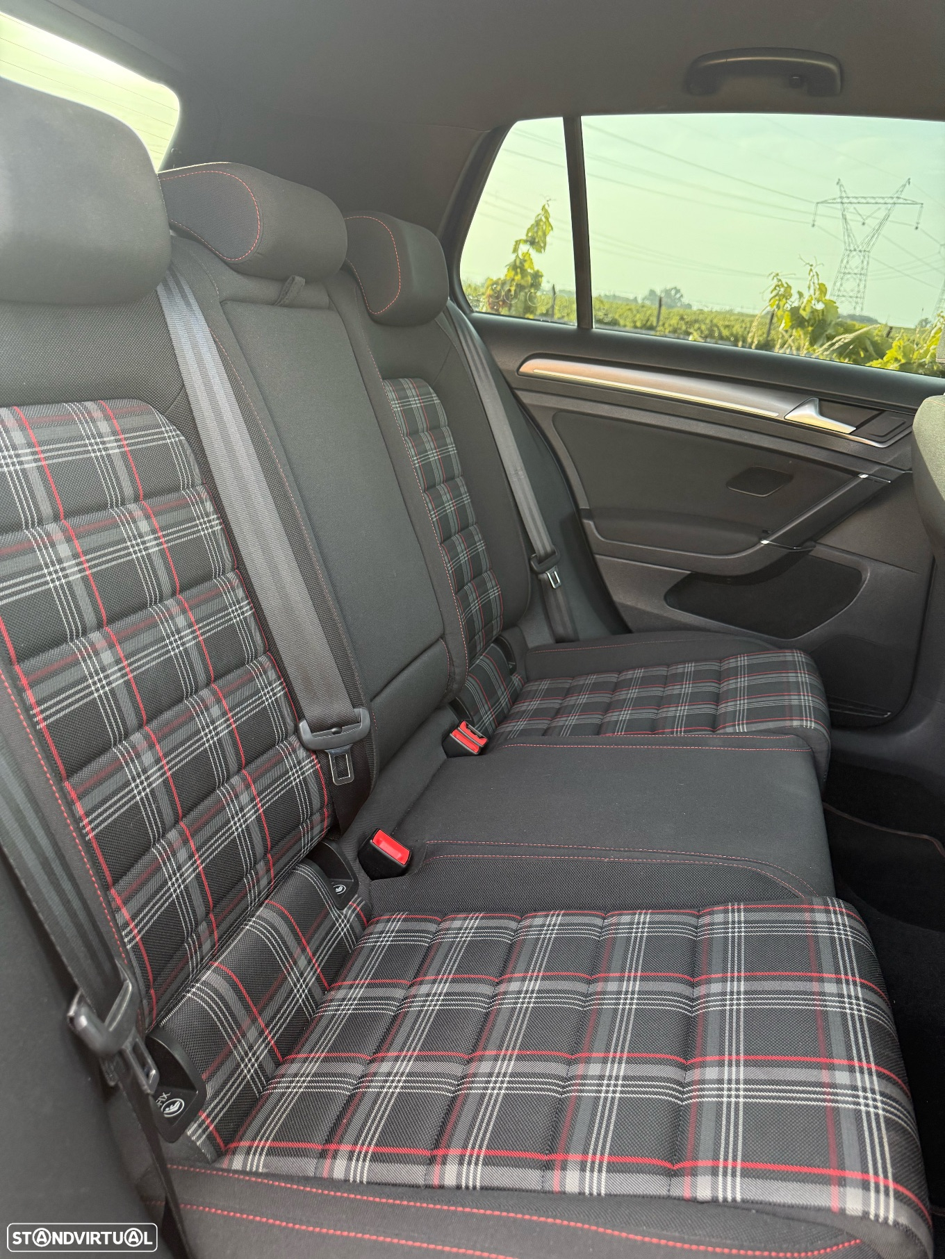 VW Golf 2.0 TSi GTi DSG Performance - 17