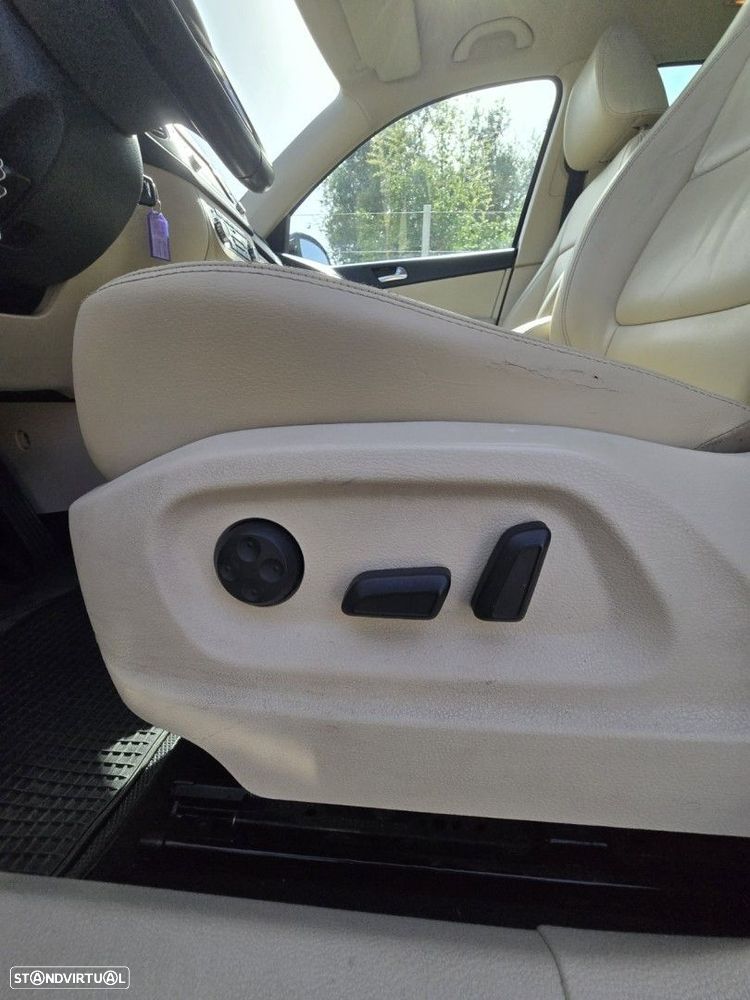 VW Tiguan 1.4 TSI Sport 4Motion - 30
