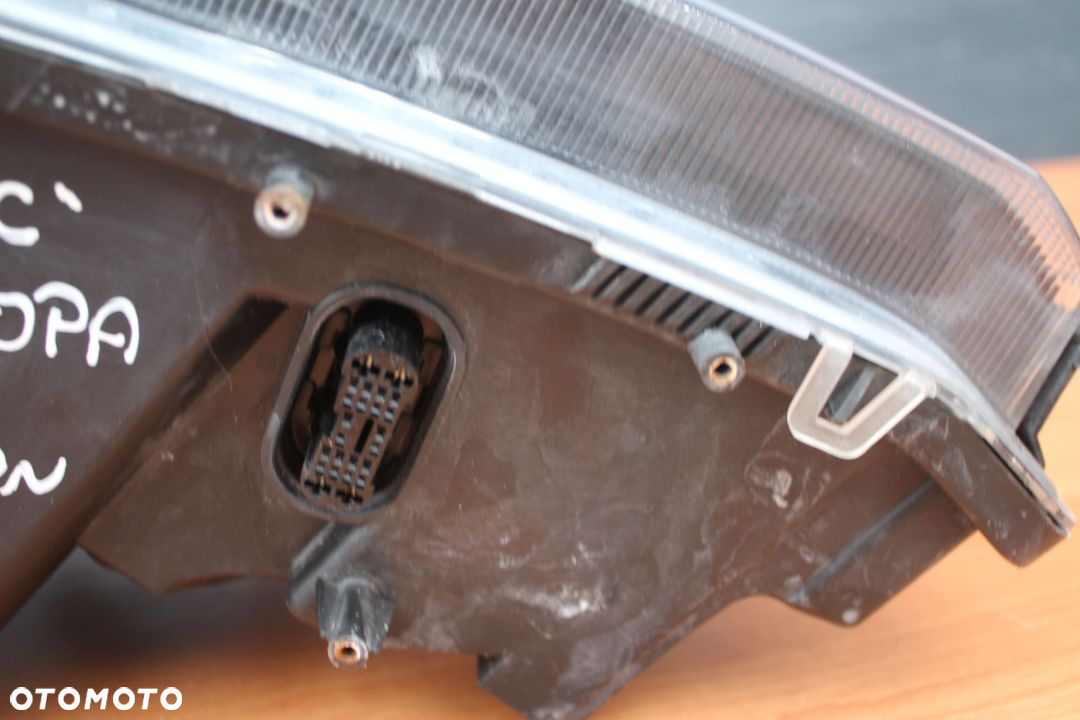 LAMPA PRAWY PRZÓD PRZEDNIA PRAWA BIXENON SKRĘTNY OPEL VECTRA C CIEMNA EUROPA - 11