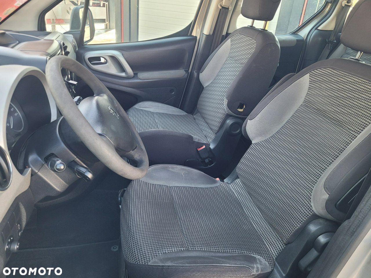 Peugeot Partner - 13