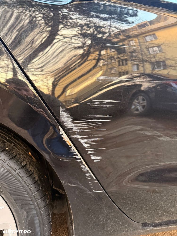 Volkswagen Golf 1.6 TDI 4Motion BlueMotion Technology Lounge - 6