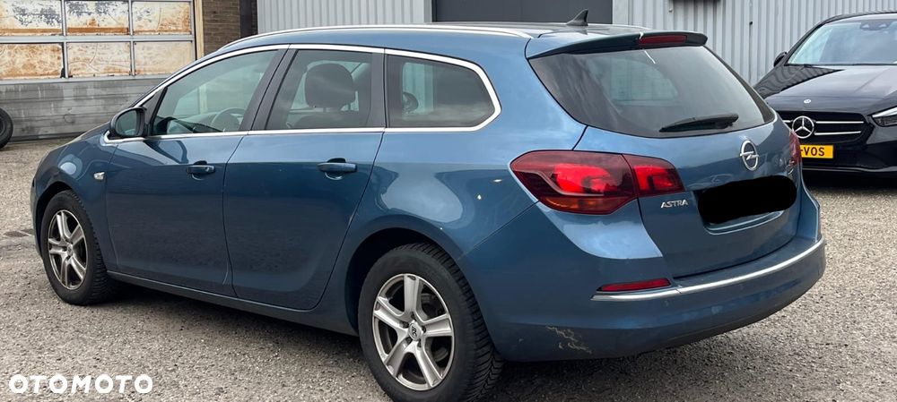 Opel Astra - 10